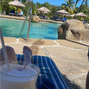 ✨ POSH LIVE LISTING ✨